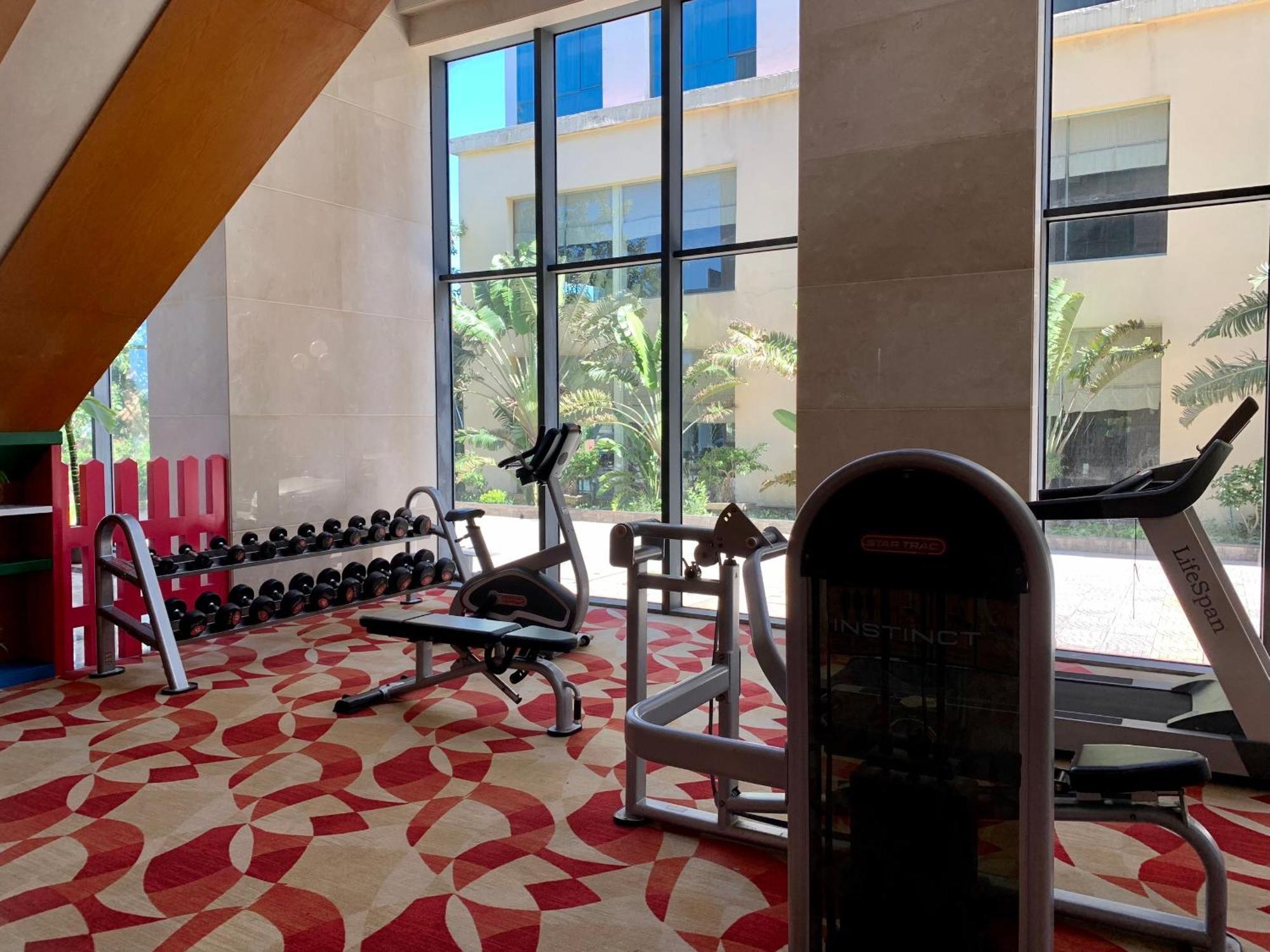 Muong Thanh Luxury Nhat Le Hotel Донгхой Экстерьер фото
